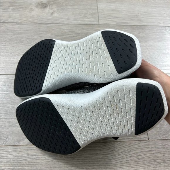 Allbirds Women's Tree Dasher 1 Sneakers - Picture 6 of 10